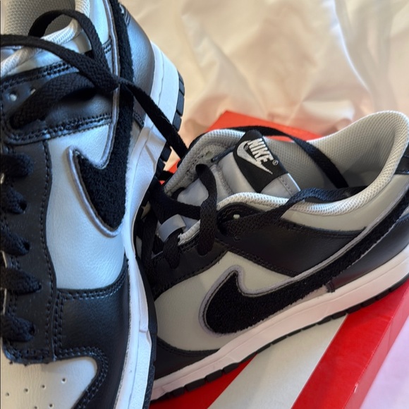 Nike Dunk Low Retro 
Grey fog/black -wolf grey - Picture 10 of 12